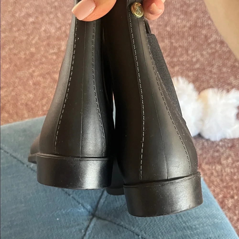 Sam Edelman like new Black Women's rain/snow  Boots 7 - Picture 3 of 5